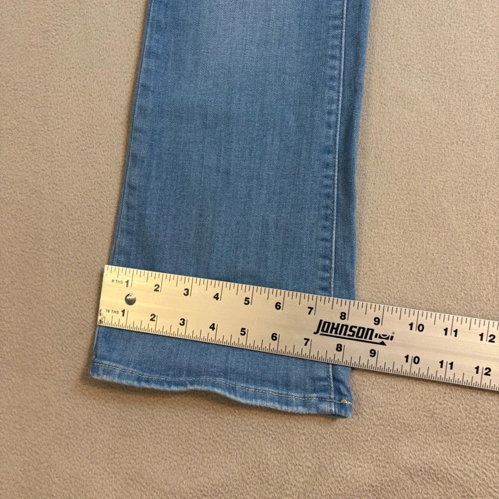 Levis 725 High Rise Bootcut Jeans Women Sz 29  Inseam 30 Medium Wash Blue Denim - Picture 11 of 12